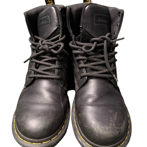 Dr. Martens Big Kids Size 5 / Women’s Size 7 – Classic Black Leather Boots - Picture 8 of 10